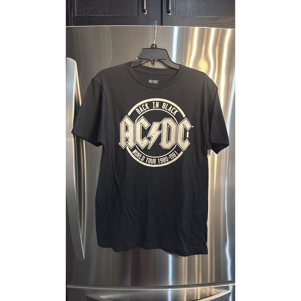 AC/DC Back In Black World Tour 1980-81 Black T-Shirt SZ M